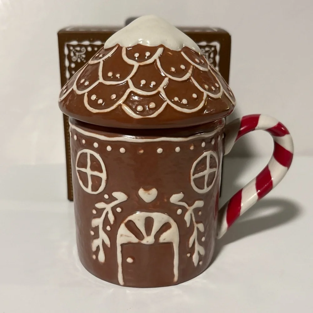 Pottery Barn Gingerbread House Figural Lidded Mug